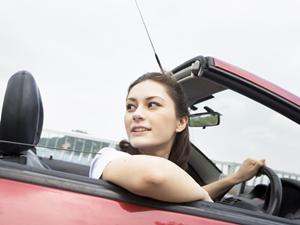 愛車の補修で格安の板金修理を希望する