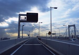 プロの技術で輝く！高品質なガラスコーティング施工を提供するキーパープロショップ高野口SS